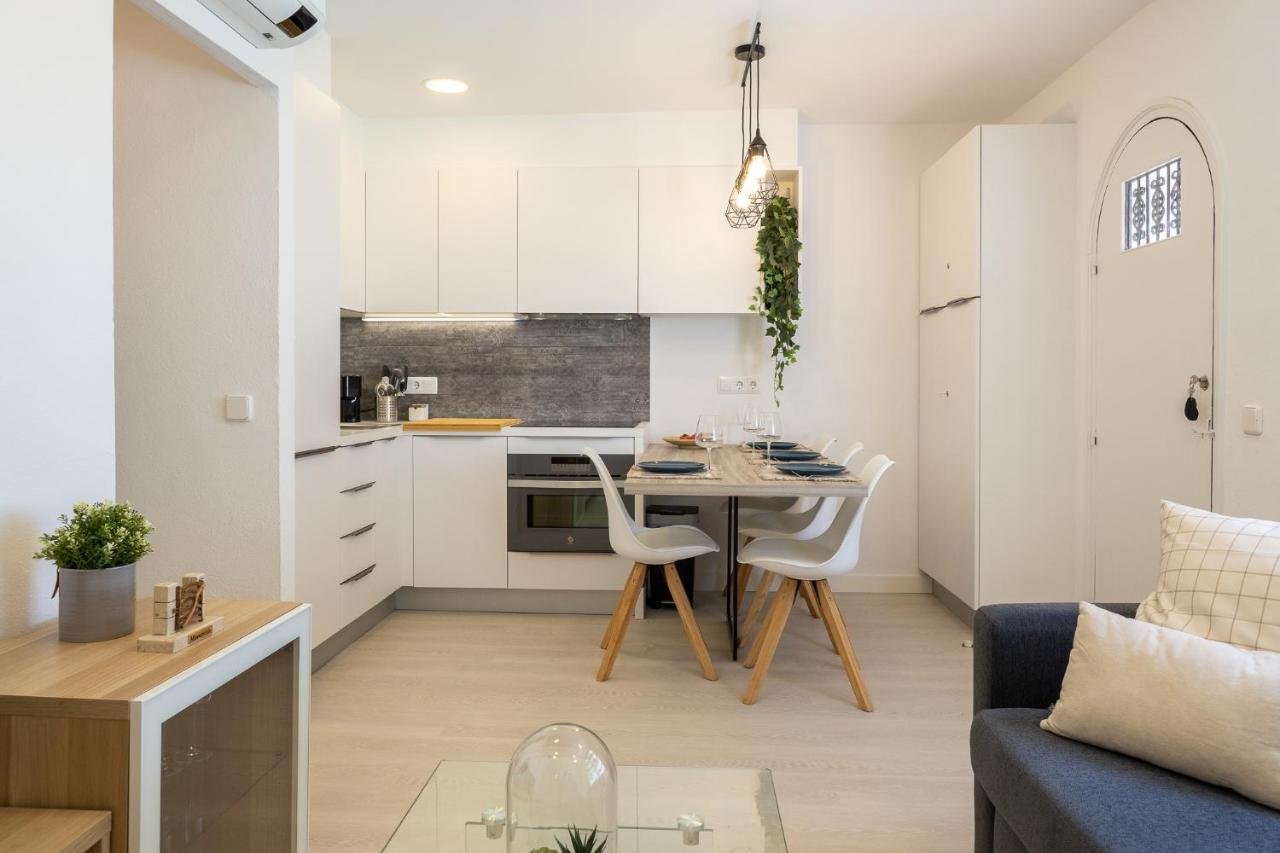 Precioso Apartamento Reformado Con Vistas A Playa Son Bou Esterno foto