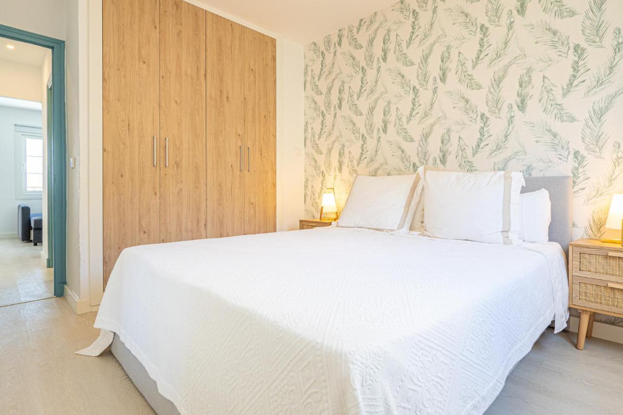 Precioso Apartamento Reformado Con Vistas A Playa Son Bou Esterno foto